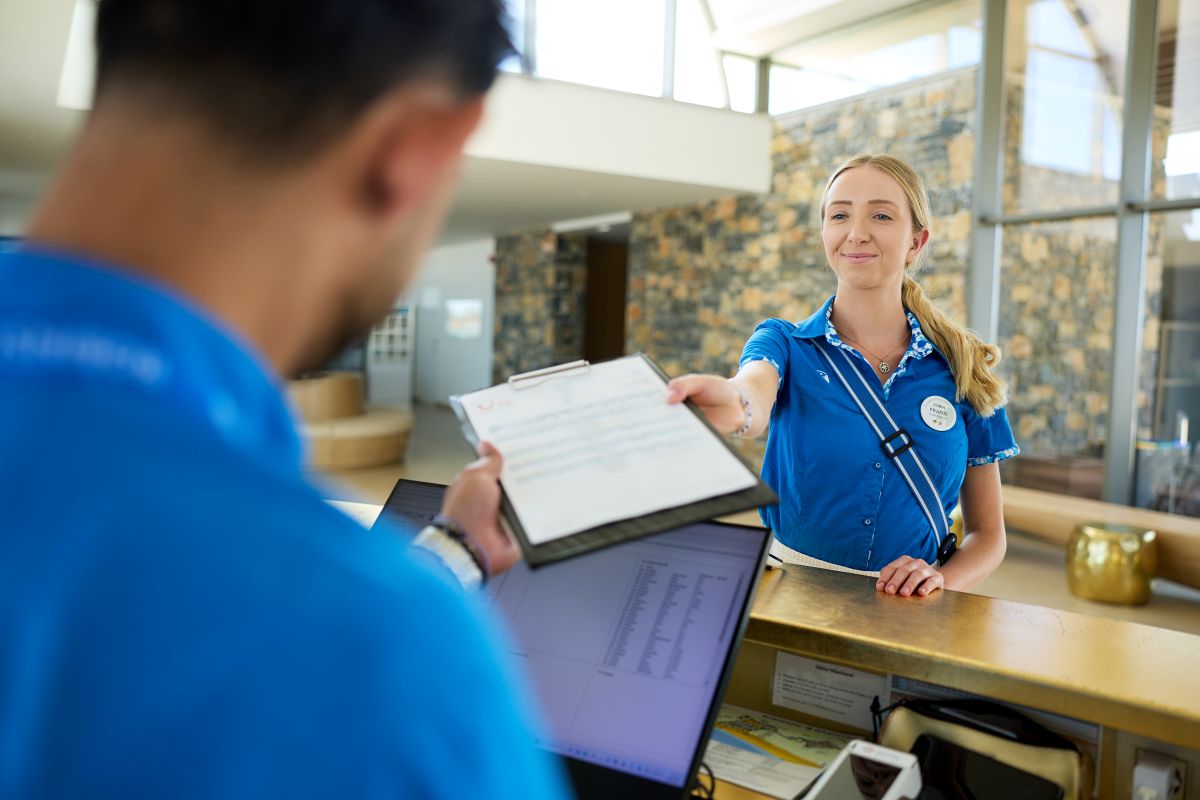 Hotjob Guest Relation Mitarbeiter (m/w/d) Guest Relation Mitarbeiter (m/w/d)