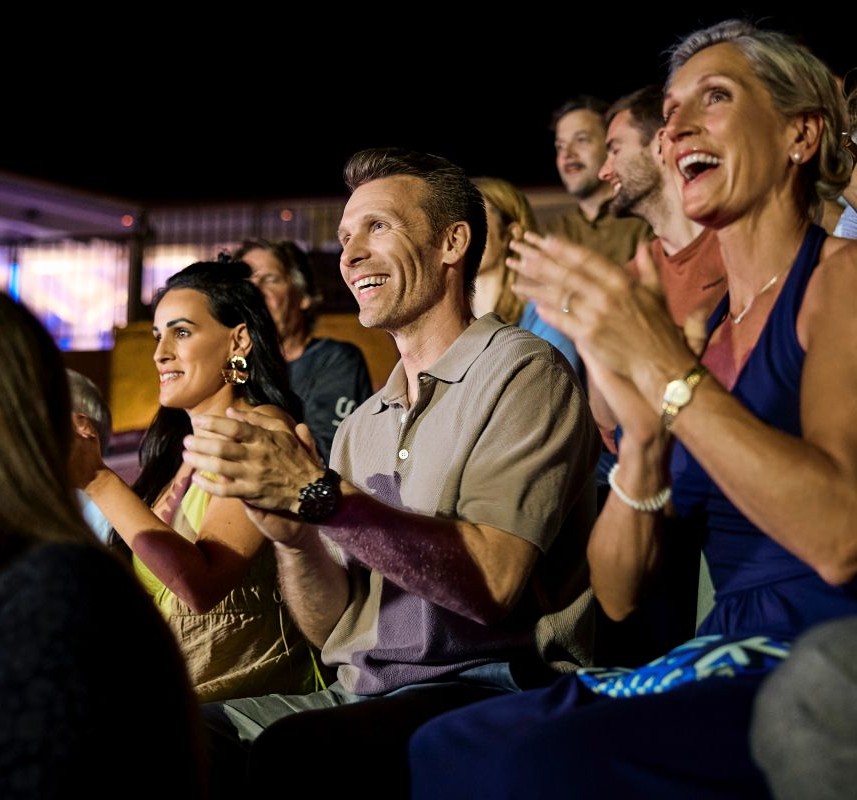 RCSG_ShowAudience_15048_WOL_857x800.jpg