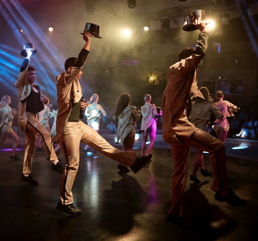RCSG_Show_15050_WOL_857x800.jpg