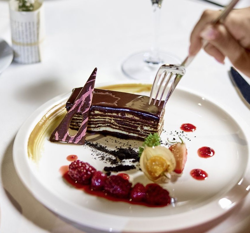RCSG_Restaurant_15042_WOL_857x800.jpg
