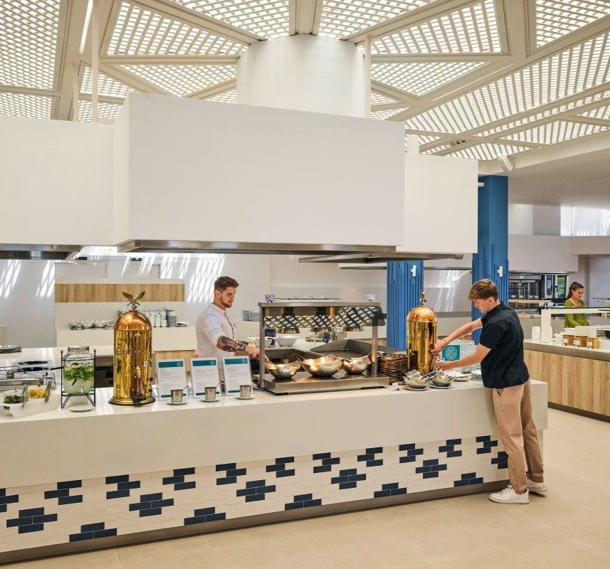 RCDL_Main_Restaurant_15194_WOL_857x800.jpg