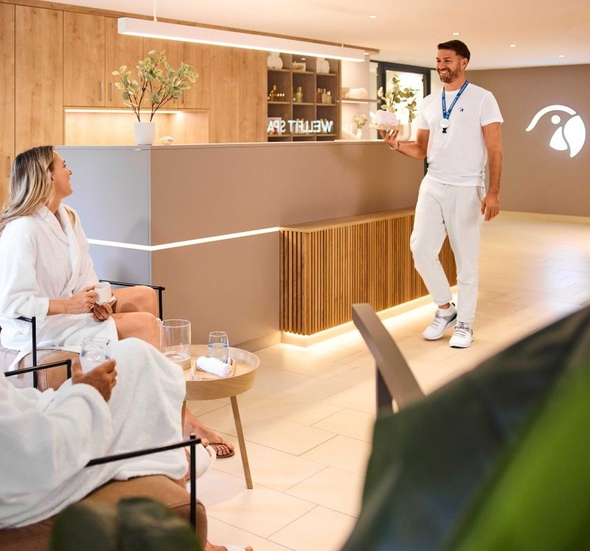 Robinson_Fieberbrunn_Spa_Reception_16014_WOL_857x800.jpg