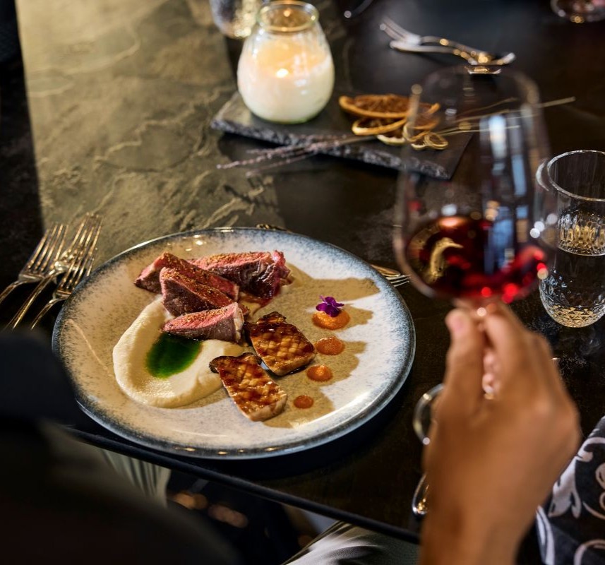 RCIP_King_Minos_Restaurant_15089_WOL_857x800.jpg  